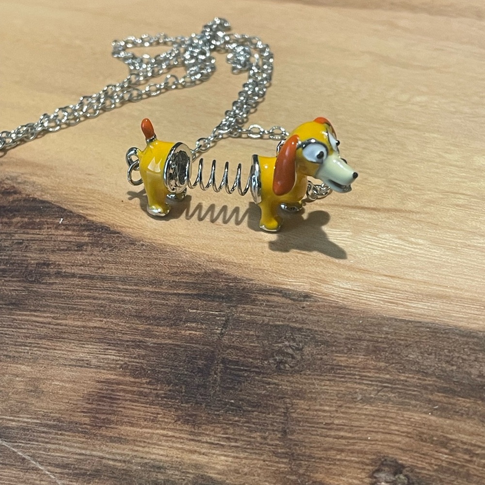 Slinky dog necklace